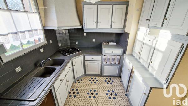 Maison à vendre 8 pièces 132 m² Saint-Hilaire-des-Loges