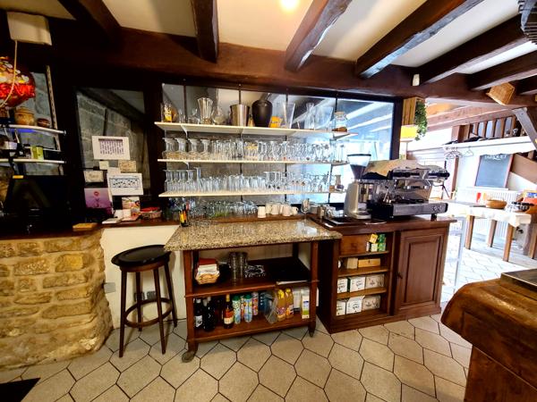 Commerce à vendre à Condac (16700) - Charente