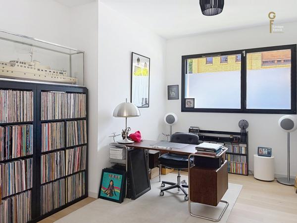 Magnifique maison individuelle cubique - Rare à la vente
