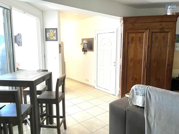 LA POSSESSION LITTORAL - BEL APPARTEMENT T3+V DANS RESIDENCE DE BON STANDING.