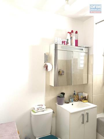 LA POSSESSION LITTORAL - BEL APPARTEMENT T3+V DANS RESIDENCE DE BON STANDING.