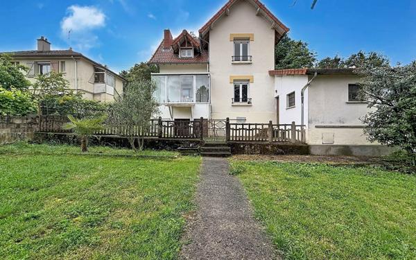 Maison à vendre    4 pièces •  Le Creusot
