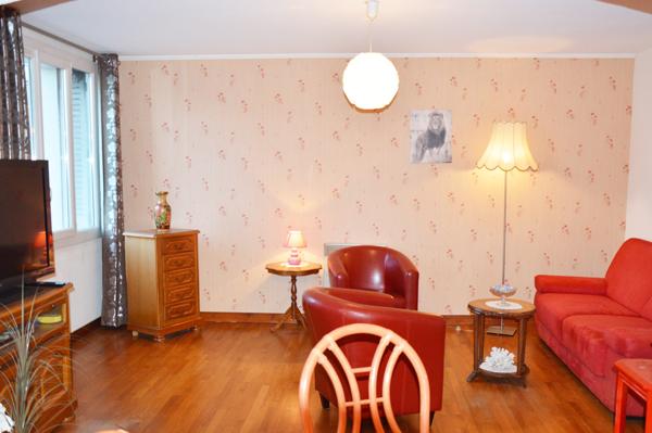 Grenoble (38100) Appartement grand T3 traversant Stalingrad 88 m².