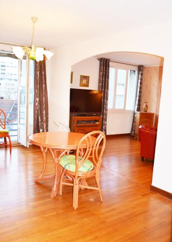 Grenoble (38100) Appartement grand T3 traversant Stalingrad 88 m².