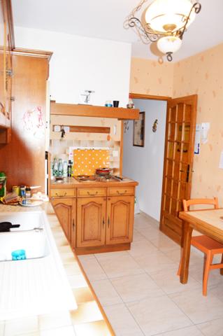 Grenoble (38100) Appartement grand T3 traversant Stalingrad 88 m².