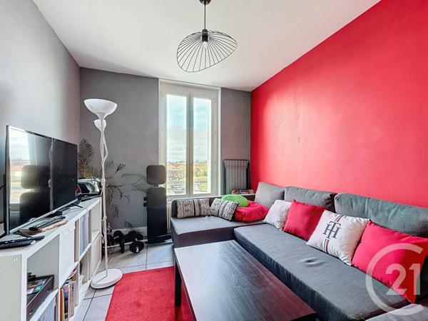 Appartement T2 à vendre  2 pièces - 47,43 m2 VARENNES SUR ALLIER - 03