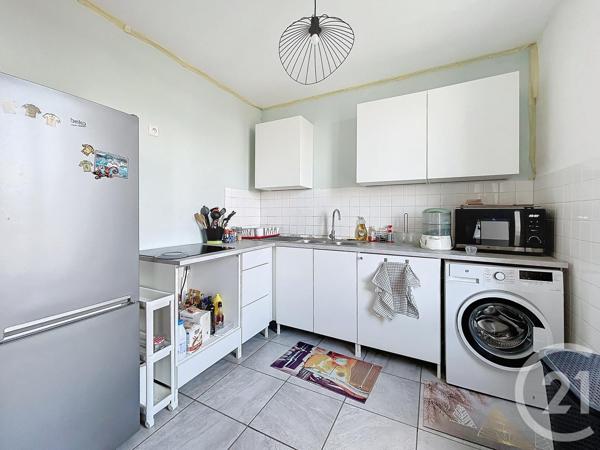 Appartement T2 à vendre  2 pièces - 47,43 m2 VARENNES SUR ALLIER - 03