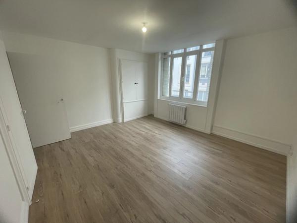 Location Appartement 2 pièces 55 m2 à Saint-Quentin