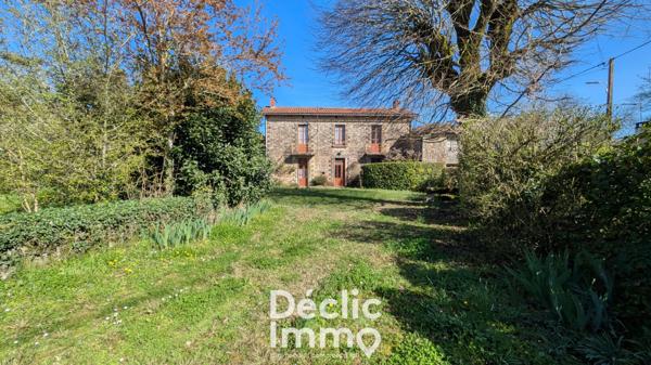 Vente maison de village Les adjots, 146m² 4 pièces 159 000€ Charente