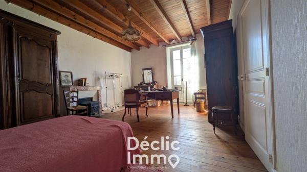 Vente maison de village Les adjots, 146m² 4 pièces 159 000€ Charente