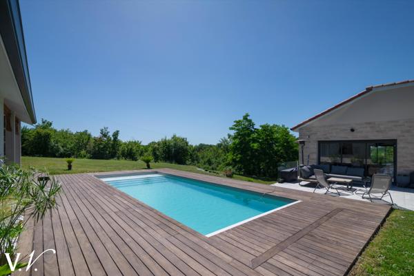 Belle contemporaine aux abords de Carbonne
