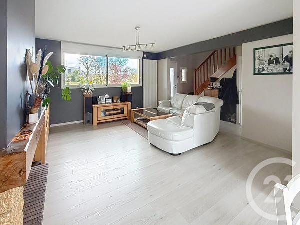 Maison à vendre  5 pièces - 135 m 2   CHANTEPIE  - 35