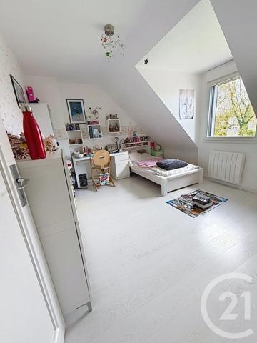 Maison à vendre  5 pièces - 135 m 2   CHANTEPIE  - 35