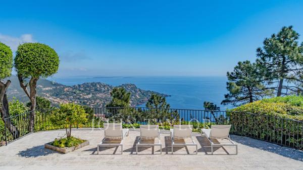 Villa provençale avec vue mer panoramique