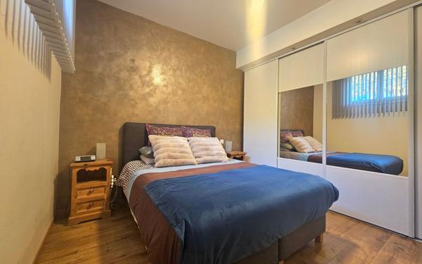 Maison à vendre    6 pièces •  Beauvoisin