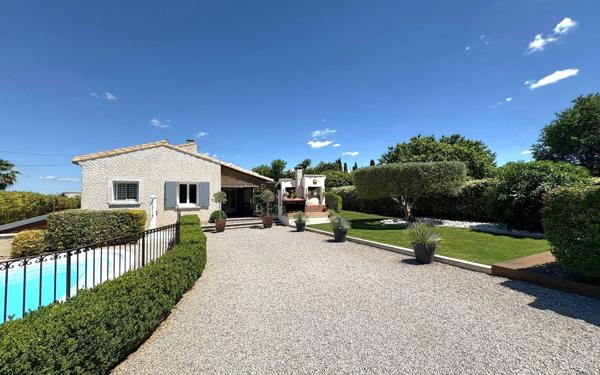 Maison à vendre    6 pièces •  Beauvoisin