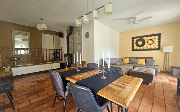 Maison à vendre    6 pièces •  Beauvoisin