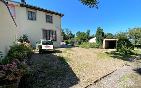 Maison à vendre    4 pièces •  Hayange