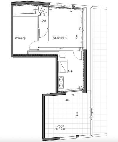 Entre Ciel et Verdure, l'Envolée d'un Duplex Suspendu