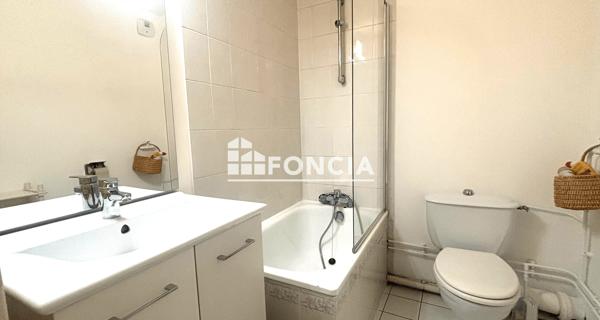 À vendre Studio 25 m² - La Salle-les-alpes 05240