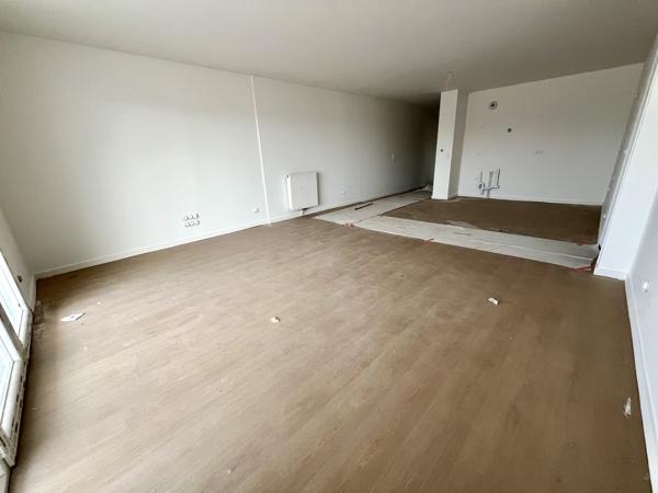 Appartement T5 - Grande Terrasse et 2 Parkings - Tram - Coeur du Bouscat