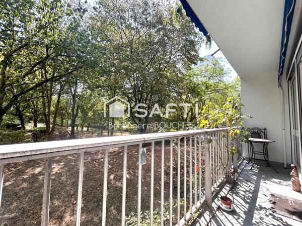 T4 avec balcon et parking