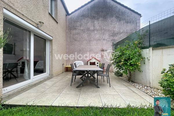 Maison à vendre 4 pièces de 80 m² à Jouy-le-Moutier