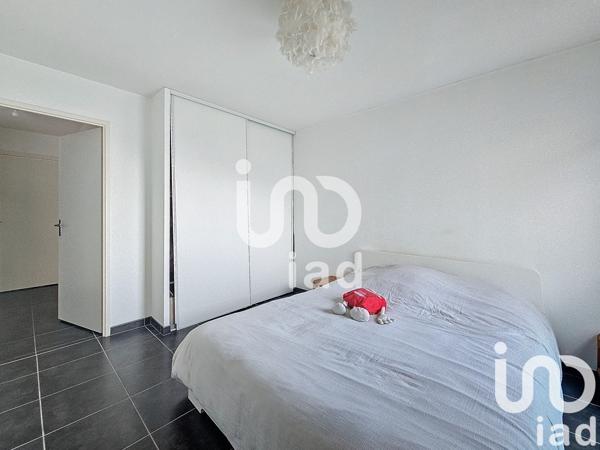 Appartement 2 pièces de 43 m² à Lormont (33310)