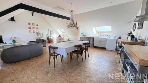 Appartement de charme avec poutres apparentes et 3 chambres en centre-ville - Rare sur le marché