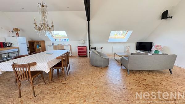 Appartement de charme avec poutres apparentes et 3 chambres en centre-ville - Rare sur le marché