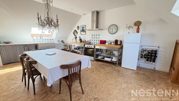 Appartement de charme avec poutres apparentes et 3 chambres en centre-ville - Rare sur le marché