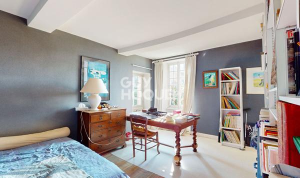 Propriété en pierre + Maison annexe - Terrain 2661m²