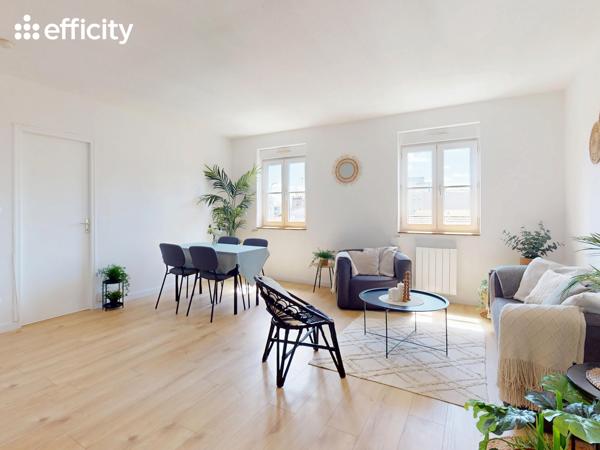 Appartement
         2 pièces
        - 39 m² Exclusivité 155 000 € *