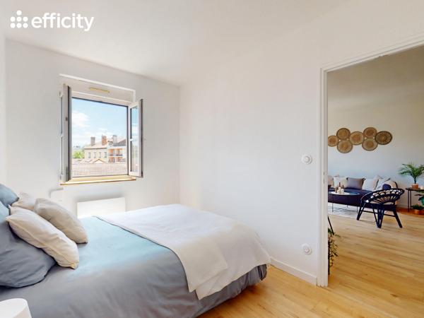 Appartement
         2 pièces
        - 39 m² Exclusivité 155 000 € *