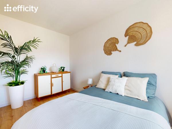 Appartement
         2 pièces
        - 39 m² Exclusivité 155 000 € *