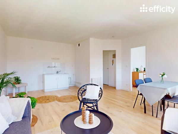 Appartement
         2 pièces
        - 39 m² Exclusivité 155 000 € *
