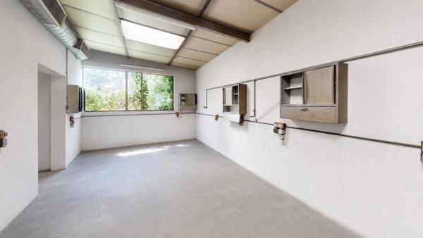 secteur charreard: Loft en plateau de 120 m² environ sur terrain viabilisé de 348m²