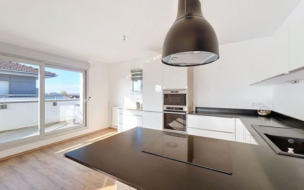 Appartement à louer    4 pièces • 95 m2 Veigy-Foncenex