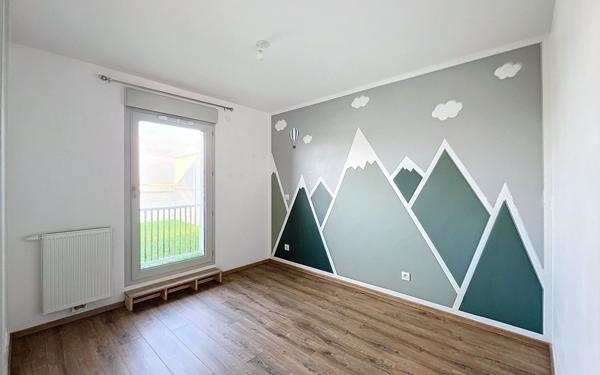 Appartement à louer    4 pièces • 95 m2 Veigy-Foncenex