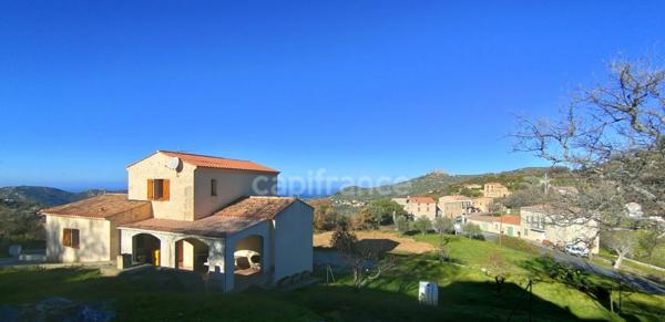 EXCLUSIVITE CATERI : Propriété vue Mer et Montagnes, avec villa, paillet et terrain.