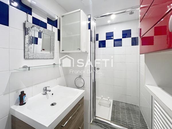 Appartement rez de chaussée à 300M de la plage