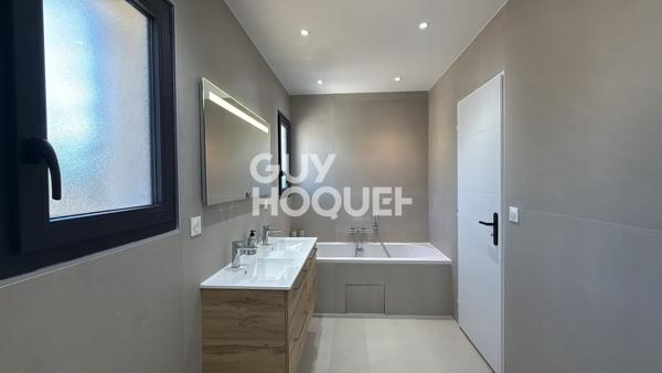 Maison à vendre de 5 pièces de 195 m²