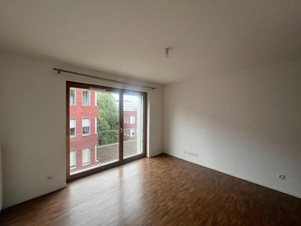 A LOUER : T2 à LILLE • Rue Winston Churchill - EURATECHNOLOGIES • 669 € CC • Réf. 00230-001
