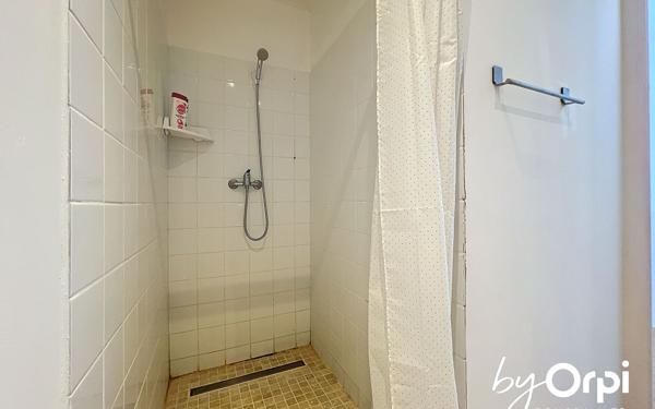 Maison à vendre    4 pièces •  Saint-Éloy-les-Mines