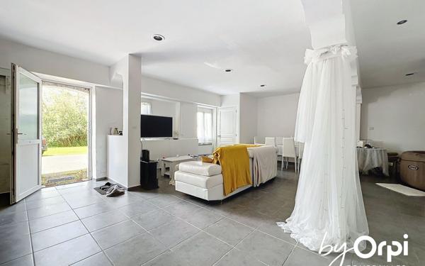 Maison à vendre    4 pièces •  Saint-Éloy-les-Mines