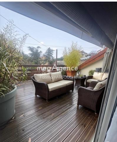 Appartement à LE CHAMBON-FEUGEROLLES, 42500 - 4 pièces 68m²