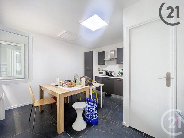 à vendre  253 m2 CERNAY LES REIMS - 51