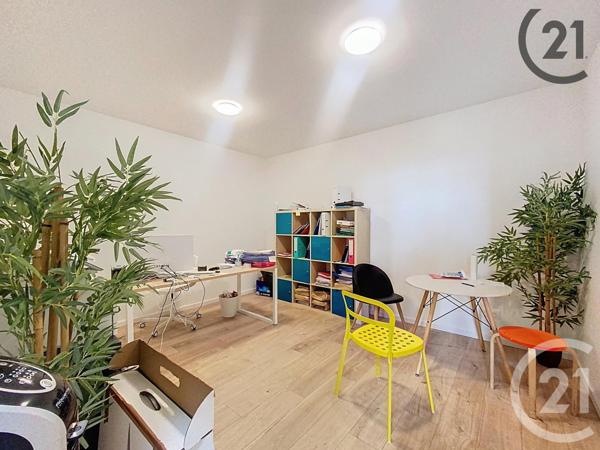 à vendre  253 m2 CERNAY LES REIMS - 51