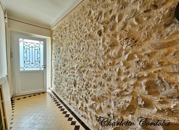 ✨ Maison de plain-pied avec vaste terrain et parcelle de bois – FEUGAROLLES (47)