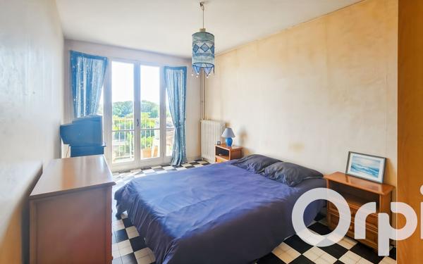 Appartement à vendre    3 pièces • 66,12 m2 Bourg-Saint-Andéol